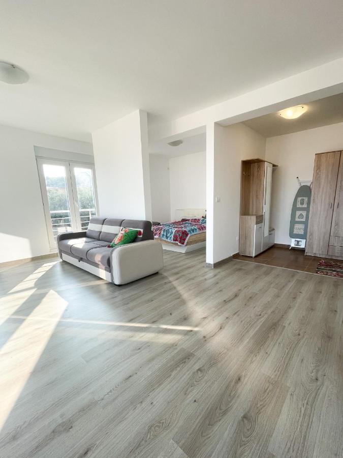 Upart House Apartamento Petrovac Exterior foto