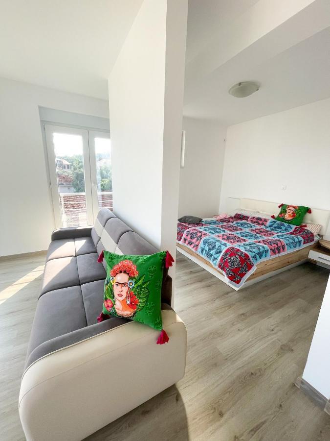 Upart House Apartamento Petrovac Exterior foto